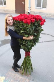 45 гигантских красных роз 150см